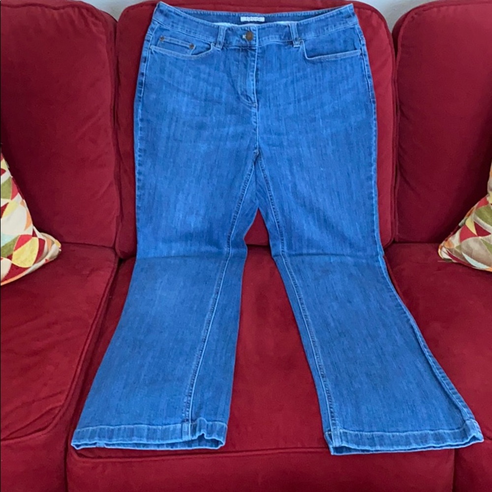 Jones New York Sport Stretch Boot Cut Jeans